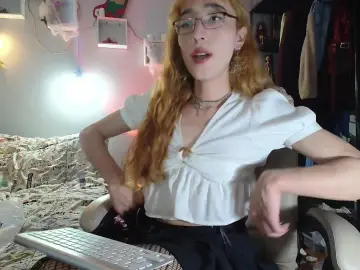 Cam4 Free Live Porn of NicoleLpz