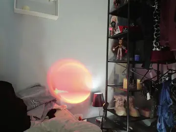 Cam4 Watch Live Sex Cams of NicoleLpz