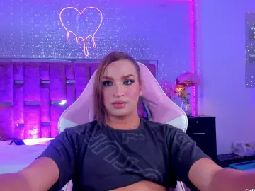 Cam4 Sex Cam of KylieVictoria_