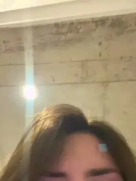 Cam4 Free Live Porn of Issjaviera