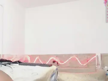 Cam4 Free Live Porn of shantellsexy