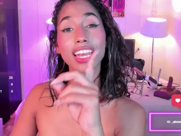 Cam4 Live Sex of alicemassiel