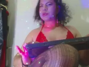 Cam4 Sex Chat of MistressEmeramt