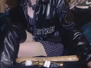 Cam4 Live Sex Cam of TanjaGEILE