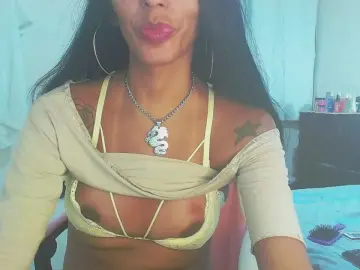 Cam4 Live Porn of julyjoy