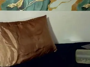Cam4 Free Live Porn of thiago_brunet