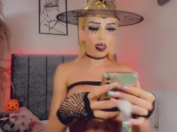 Cam4 Nude Webcam of roxy_sexy21