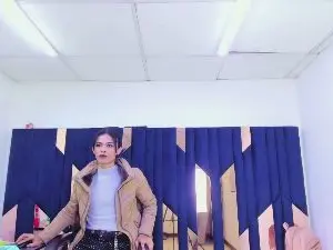Cam4 Live Sex of aisha_hotts777