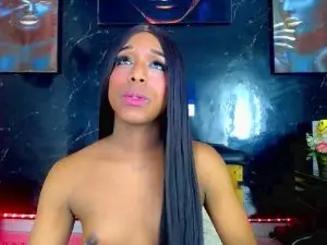 Cam4 Live Sex Cam of Nashla_D