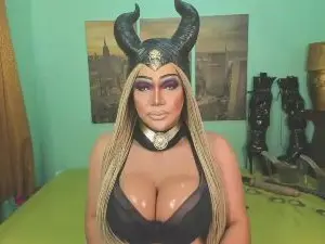 Cam4 Free Live Porn of urqueenofpain