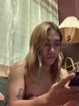 Cam4 Watch Live Sex Cams of Pretty_jOna