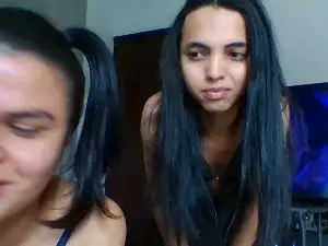Cam4 Watch Live Sex Cams of laralinxs