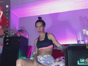 Cam4 Live Sex Cam of alexahotterh