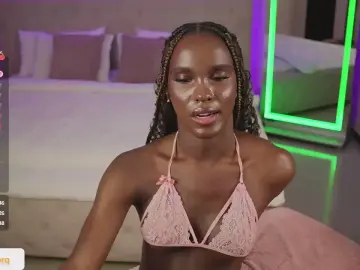 Cam4 Watch Live Sex Cams of Luana_risque