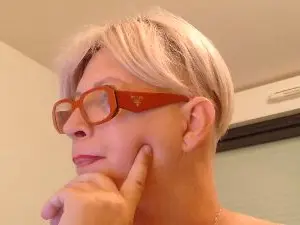 Cam4 Private Sex Chat of oralee820