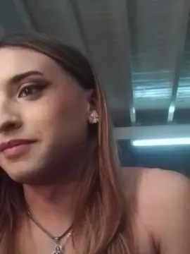 Cam4 Free Live Porn of Maiilen26