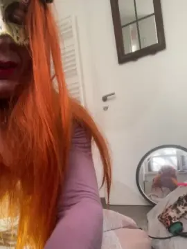 Cam4 Adult Video Chat of Moniqu3Lov3