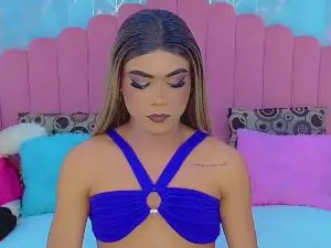 Cam4 Free Live Porn of ariadna_princes
