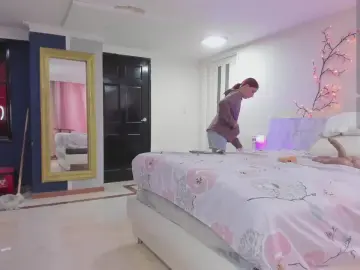 Cam4 Adult Webcams of charolbruce_1