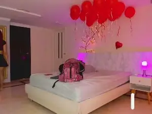 Cam4 Private Sex Chat of charolbruce_1