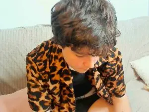 Cam4 Adult Video Chat of Marlow_Vixen