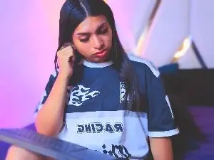 Cam4 Live Sex of Meelfox