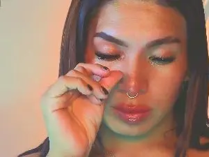 Cam4 Free Live Porn of Meelfox