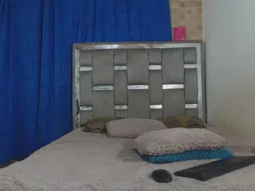 Cam4 Free Live Porn of brendastarxxx