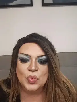 Cam4 Watch Live Sex Cams of Bruna_Brazil