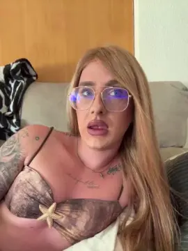 Cam4 Private Sex Chat of Paulamonroe