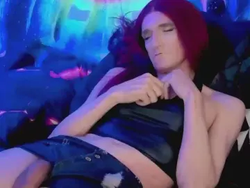 Cam4 Live Sex of Miss_LuvNuk69