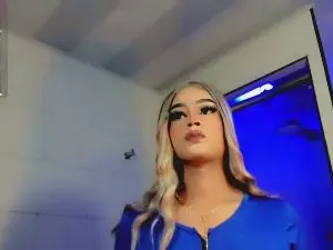 Cam4 Live Sex Cam of kiara_gomez__