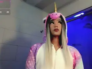Cam4 Live Sex Cam of kiara_gomez__