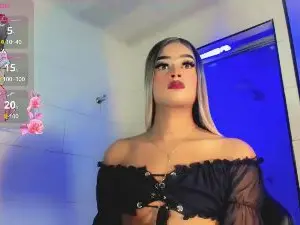 Cam4 Live Sex Cam of kiara_gomez__