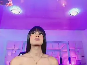 Cam4 Live Porn of kiara_gomez__