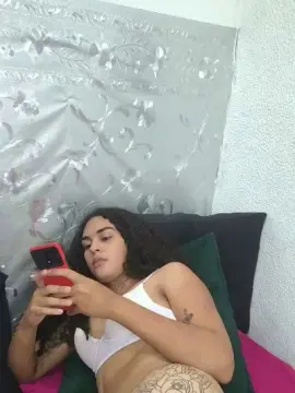 Cam4 Live Sex Cam of Lyaponci