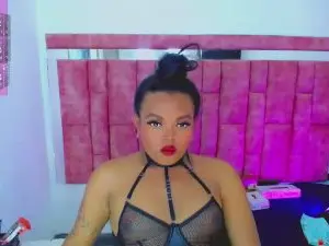 Cam4 Live Porn of ThiaraVarannes