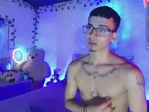 Cam4 Best live sex cam show of THE_COUPLE_CUTE