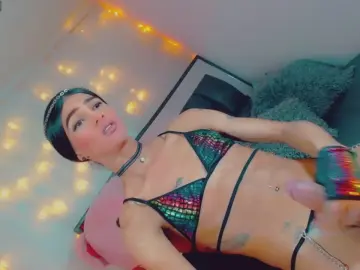 Cam4 Live Sex Cam of isabellagirs