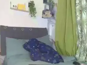 Cam4 Free Live Porn of lonelypearl