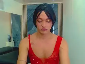 NharkaHott from cam4