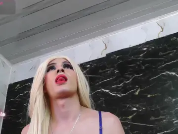 Cam4 Live Sex of crislingery_dol