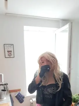 Cam4 Live Sex of devbiwhore23704
