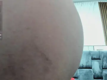 Cam4 Nude Webcam of BRENDA_BIG_COCK