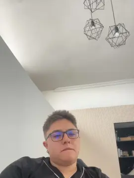 Cam4 Live Sex Cam of iangilbert