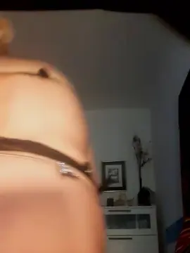 Cam4 Watch Live Sex Cams of LadyCross_hot