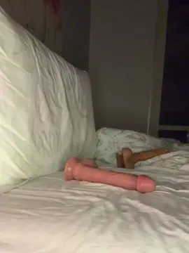 Musclefem93 from cam4