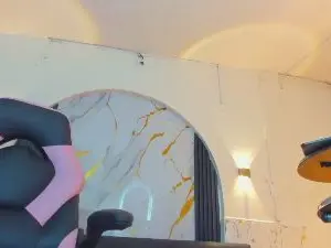 Cam4 Watch Live Sex Cams of GeinnysGonzale