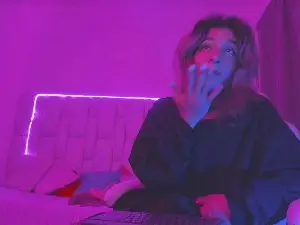 Cam4 Live Sex Cam of MilkWhore1