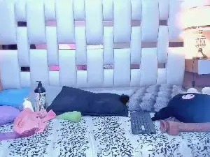 Cam4 Free Porn Cam of MilkWhore1